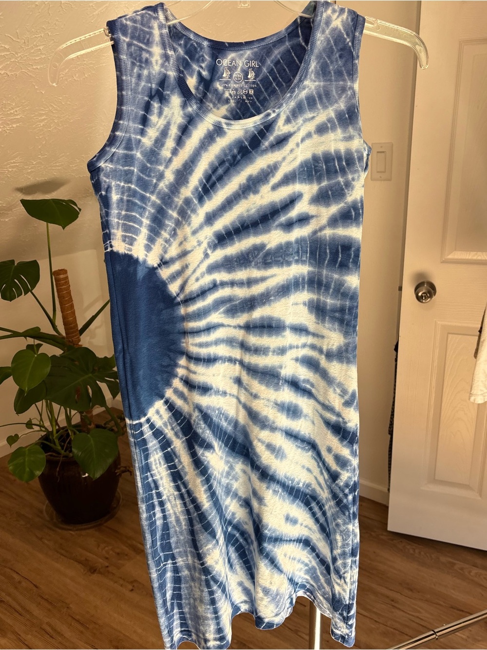 Ocean Girl NWOT beachy blue tie dye cover up/dress, "free size" fits like large